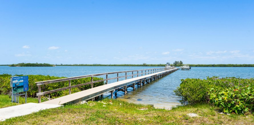 Terrain à Vero Beach, Floride № 1141395