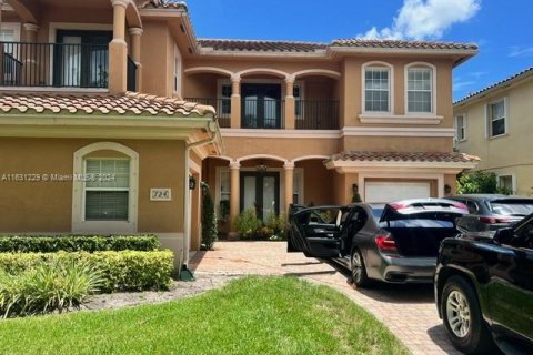 House in West Palm Beach, Florida 5 bedrooms, 315.22 sq.m. № 1291899 - photo 6