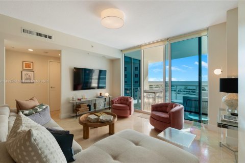 Copropriété à vendre à Miami Beach, Floride: 2 chambres, 118.91 m2 № 1270037 - photo 2