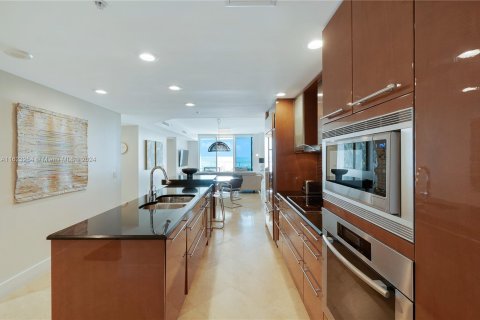 Copropriété à vendre à Miami Beach, Floride: 2 chambres, 118.91 m2 № 1270037 - photo 11