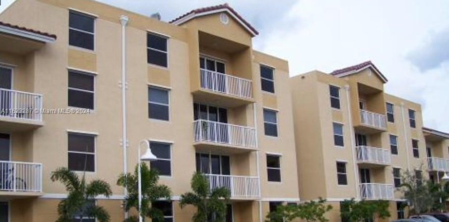 Condo in Dania Beach, Florida, 2 bedrooms  № 1270077