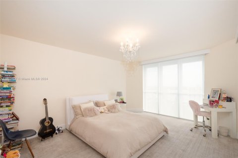 Condo in Aventura, Florida, 3 bedrooms  № 1270039 - photo 17