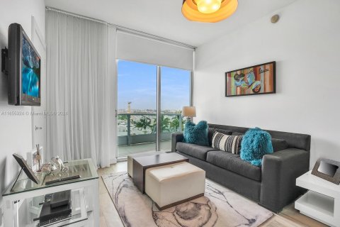 Copropriété à vendre à Miami, Floride: 2 chambres, 146.69 m2 № 1355109 - photo 9