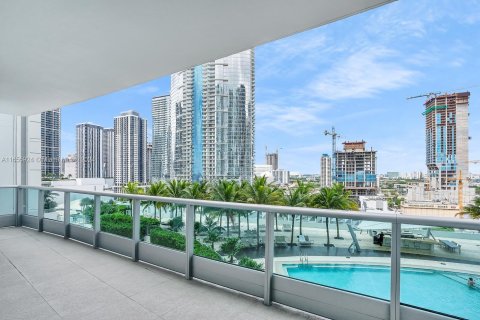 Copropriété à vendre à Miami, Floride: 2 chambres, 146.69 m2 № 1355109 - photo 19