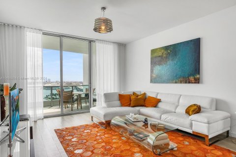 Copropriété à vendre à Miami, Floride: 2 chambres, 146.69 m2 № 1355109 - photo 3