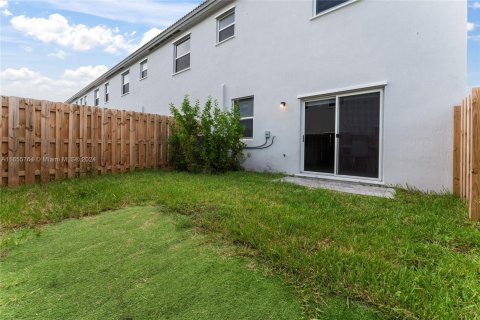 Touwnhouse à louer à Homestead, Floride: 3 chambres, 157.47 m2 № 1355187 - photo 3