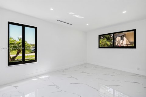 Villa ou maison à vendre à Miami, Floride: 3 chambres, 146.69 m2 № 1355111 - photo 24