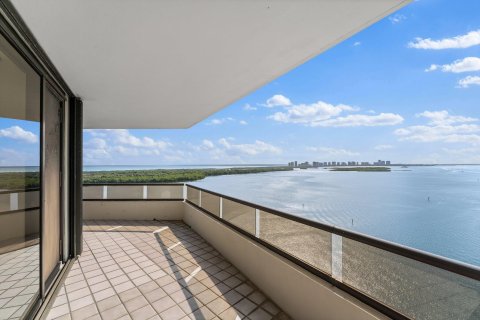 Condo in North Palm Beach, Florida, 3 bedrooms  № 830467 - photo 3