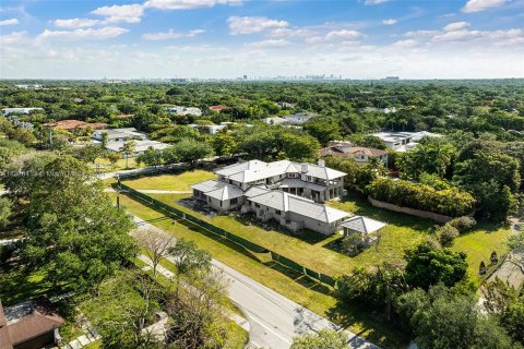 Villa ou maison à vendre à Pinecrest, Floride: 8 chambres, 923.63 m2 № 165760 - photo 21