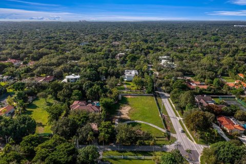 Villa ou maison à vendre à Pinecrest, Floride: 8 chambres, 923.63 m2 № 165760 - photo 16