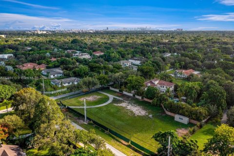 Villa ou maison à vendre à Pinecrest, Floride: 8 chambres, 923.63 m2 № 165760 - photo 11