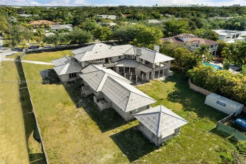 Villa ou maison à vendre à Pinecrest, Floride: 8 chambres, 923.63 m2 № 165760 - photo 19