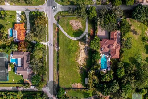 Villa ou maison à vendre à Pinecrest, Floride: 8 chambres, 923.63 m2 № 165760 - photo 14