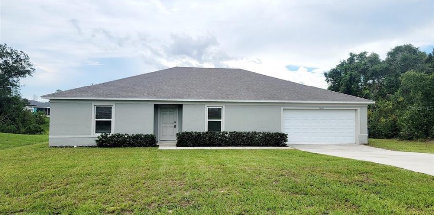 House in Ocala, Florida 4 bedrooms, 198.81 sq.m. № 1399271