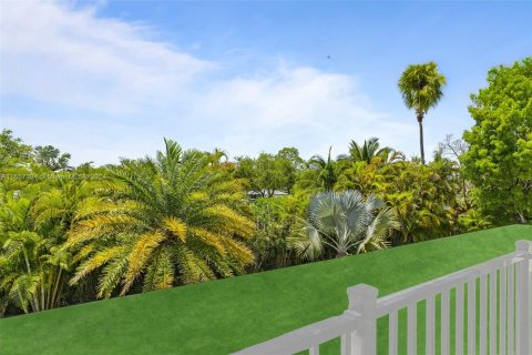 Villa ou maison à vendre à Palmetto Bay, Floride: 5 chambres, 282.89 m2 № 1358542 - photo 26