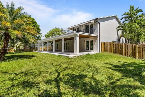 Villa ou maison à vendre à Palmetto Bay, Floride: 5 chambres, 282.89 m2 № 1358542 - photo 1