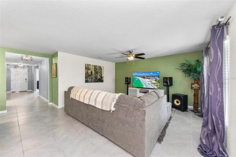 Casa en alquiler en Wimauma, Florida, 3 dormitorios, 155.7 m2 № 1385184 - foto 18