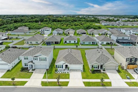 Villa ou maison à louer à Wimauma, Floride: 3 chambres, 155.7 m2 № 1385184 - photo 1