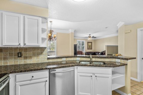 Townhouse in Jupiter, Florida 2 bedrooms, 124.86 sq.m. № 1332024 - photo 8