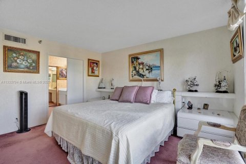 Copropriété à vendre à Aventura, Floride: 2 chambres, 125.7 m2 № 617030 - photo 29