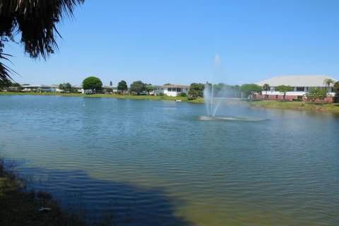 Condo in West Palm Beach, Florida, 2 bedrooms  № 1009588 - photo 20