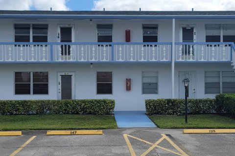 Copropriété à vendre à West Palm Beach, Floride: 2 chambres, 74.14 m2 № 1009588 - photo 19