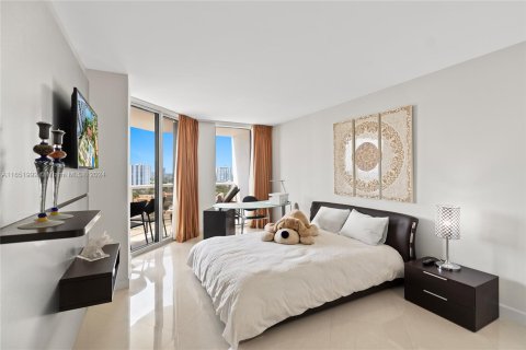 Condominio en venta en Aventura, Florida, 2 dormitorios, 135.64 m2 № 1345599 - foto 19