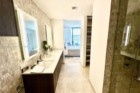 Condominio en venta en Miami, Florida, 1 dormitorio, 82.03 m2 № 1427355 - foto 25