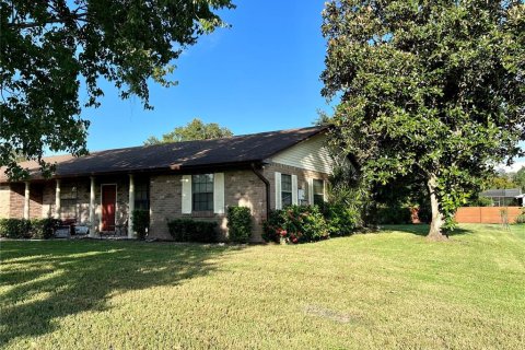 Villa ou maison à vendre à Kissimmee, Floride: 4 chambres, 202.53 m2 № 1385229 - photo 2