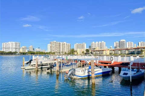 Condo in Aventura, Florida, 1 bedroom  № 1180735 - photo 29