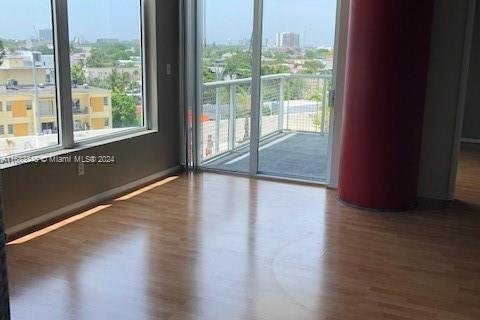 Condominio en venta en Miami, Florida, 2 dormitorios, 92.62 m2 № 1417800 - foto 10