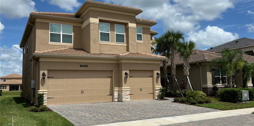 Casa en Wesley Chapel, Florida 4 dormitorios, 252.51 m2 № 1356535