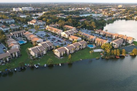 Condo in Altamonte Springs, Florida, 2 bedrooms  № 1356491 - photo 30