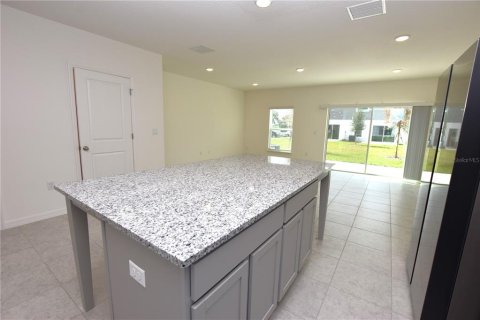 Touwnhouse à louer à Lakeland, Floride: 3 chambres, 157.38 m2 № 1356537 - photo 7