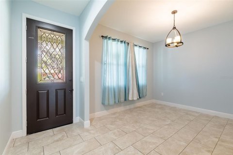 Casa en venta en Tampa, Florida, 4 dormitorios, 195.56 m2 № 1295656 - foto 4