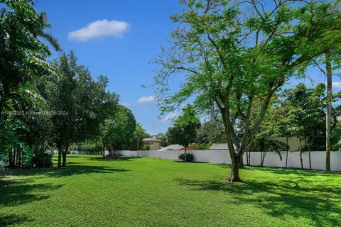 Terreno en venta en Miami, Florida № 1378806 - foto 11