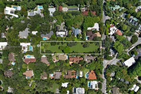 Terreno en venta en Miami, Florida № 1378806 - foto 4