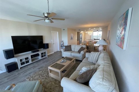 Copropriété à vendre à Saint Pete Beach, Floride: 2 chambres, 109.16 m2 № 1376480 - photo 12