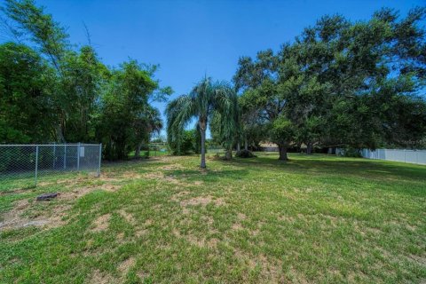 Land in Largo, Florida № 1337949 - photo 1