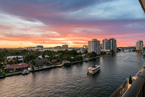 Condo in Fort Lauderdale, Florida, 4 bedrooms  № 1135421 - photo 6