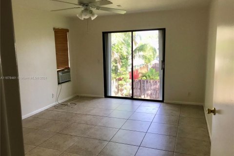 House in Delray Beach, Florida 3 bedrooms, 154.12 sq.m. № 1406213 - photo 8