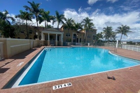 Condominio en venta en Miramar, Florida, 3 dormitorios, 138.52 m2 № 839694 - foto 2