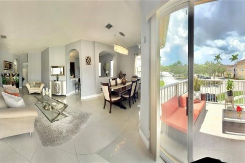 Condominio en venta en Miramar, Florida, 3 dormitorios, 138.52 m2 № 839694 - foto 5