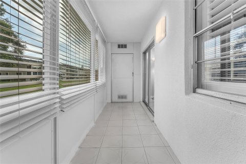 Купить кондоминиум в Дирфилд-Бич, Флорида 2 спальни, 76.92м2, № 614509 - фото 4