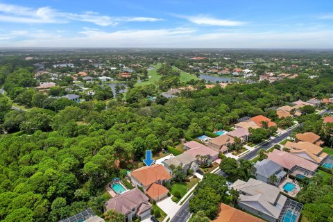 House in Palm Beach Gardens, Florida 4 bedrooms, 348.29 sq.m. № 822924 - photo 2