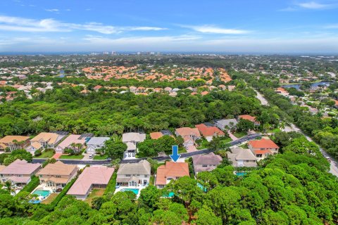 Villa ou maison à vendre à Palm Beach Gardens, Floride: 4 chambres, 348.29 m2 № 822924 - photo 4