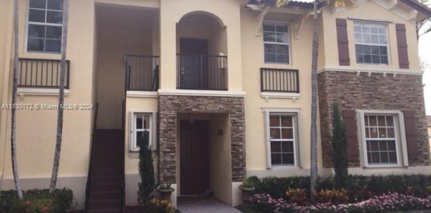 Condo in Homestead, Florida, 3 bedrooms  № 1328656