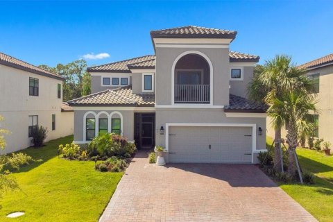 Villa ou maison à vendre à Kissimmee, Floride: 5 chambres, 319.21 m2 № 1324469 - photo 2