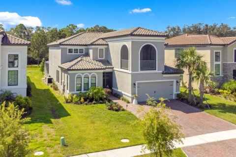 Villa ou maison à vendre à Kissimmee, Floride: 5 chambres, 319.21 m2 № 1324469 - photo 3