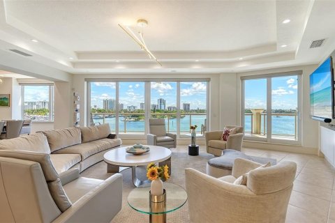 Copropriété à vendre à Sarasota, Floride: 4 chambres, 305.65 m2 № 1357867 - photo 7